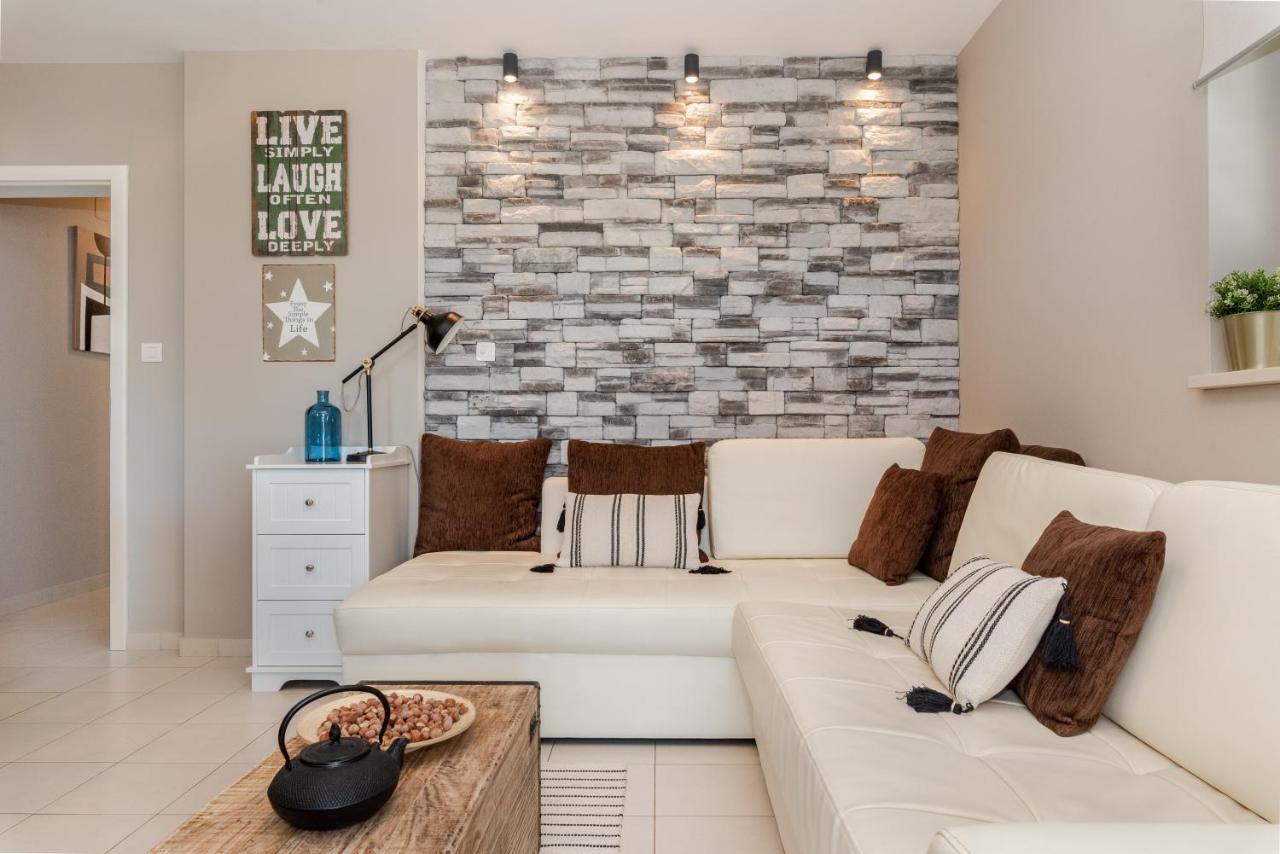 Apartment Cami -Stylish Apartment With A Beautiful Seaview Rabac Eksteriør billede